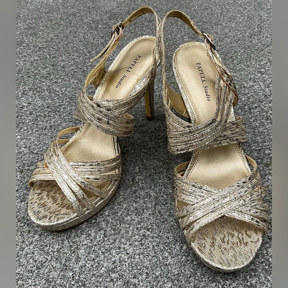 Papell Studios Glittery Gold High Heels Shoes - Leather Sole- Womens Size 6 1/2 - Picture 7 of 11
